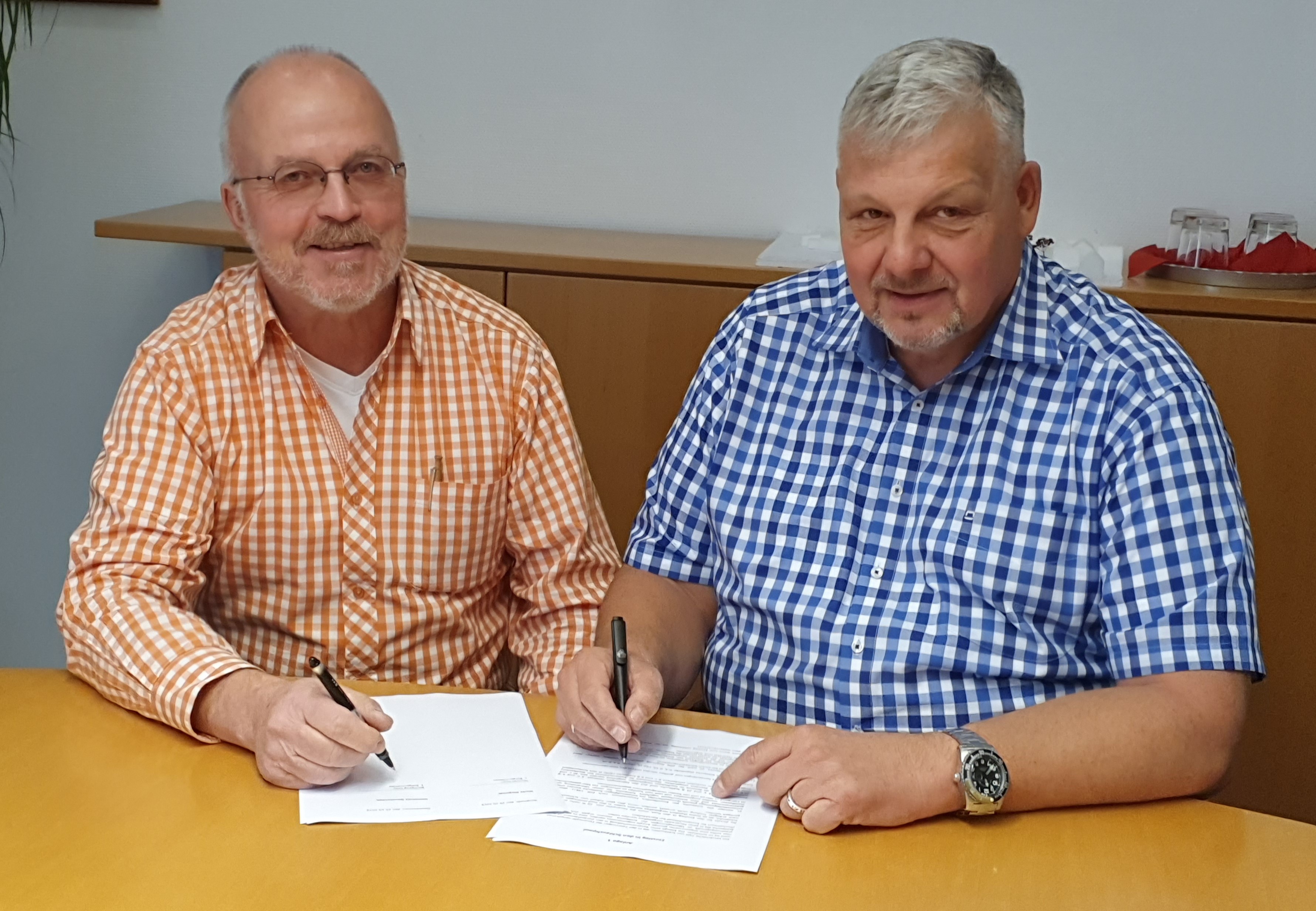 Schlauchpflegepool Unterschrift BGM.jpg