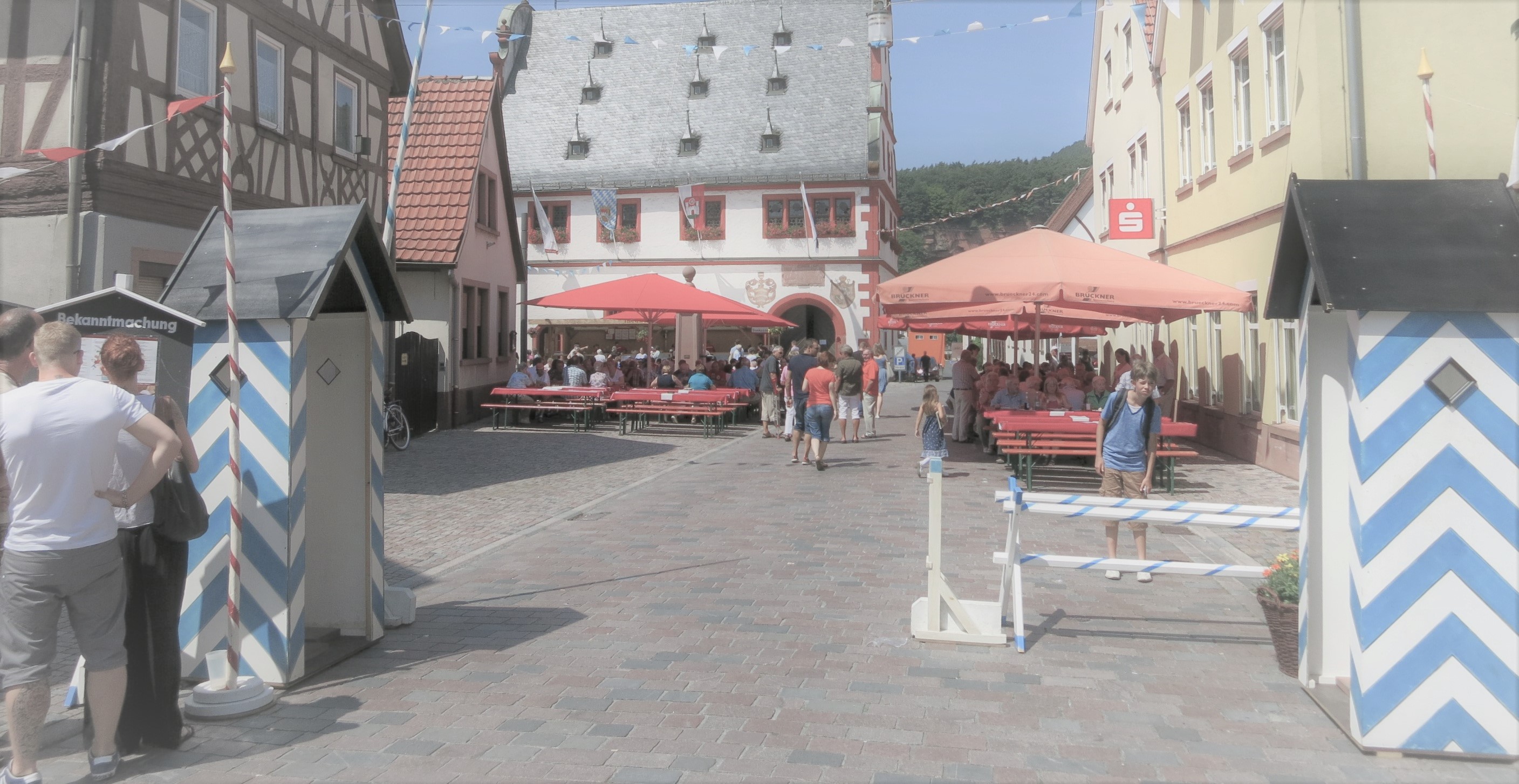 Hintergrund Hoffest.jpg