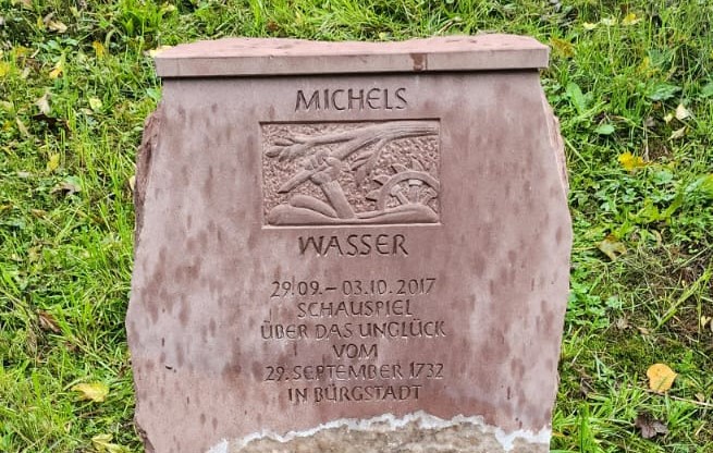 Gedenkstein Michelswasser - Kopie.jpg